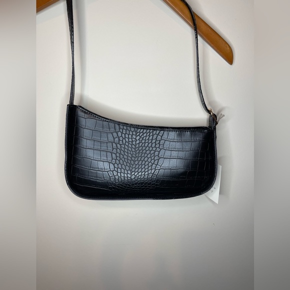 NWT -Crocodile textured Asymmetric Shoulder Handbag - Black - Picture 2 of 11